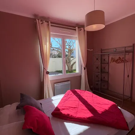 Tatil Evi Maison Spacieuse Avec Piscine Privee Et Jardin A Jean De Monts - Fr-1-323-381 *