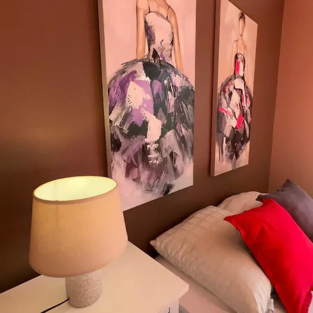 Maison Spacieuse Avec Piscine Privee Et Jardin A Jean De Monts - Fr-1-323-381 *