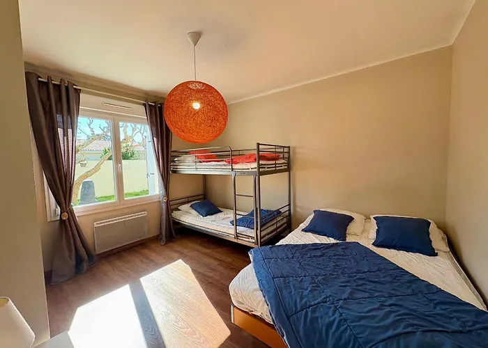 Maison Spacieuse Avec Piscine Privée Et Jardin à Jean De Monts - Fr-1-323-381 * Saint-Jean-de-Monts